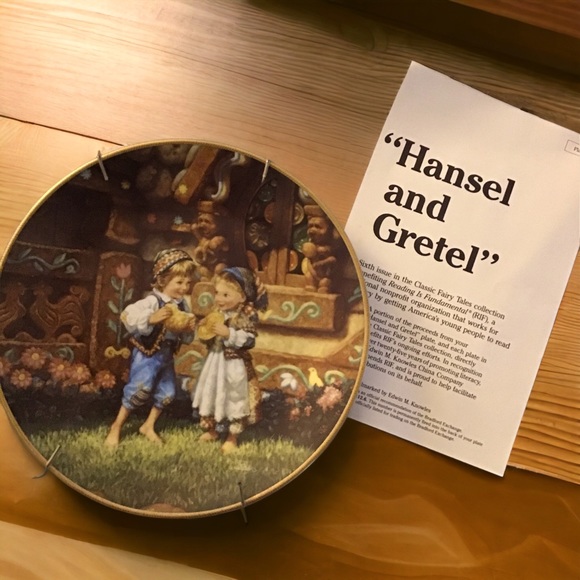 KNOWLES Vintage Classic Fairy Tales Collec. Certified Authenticity Gold Rim 4pcs - Picture 1 of 4